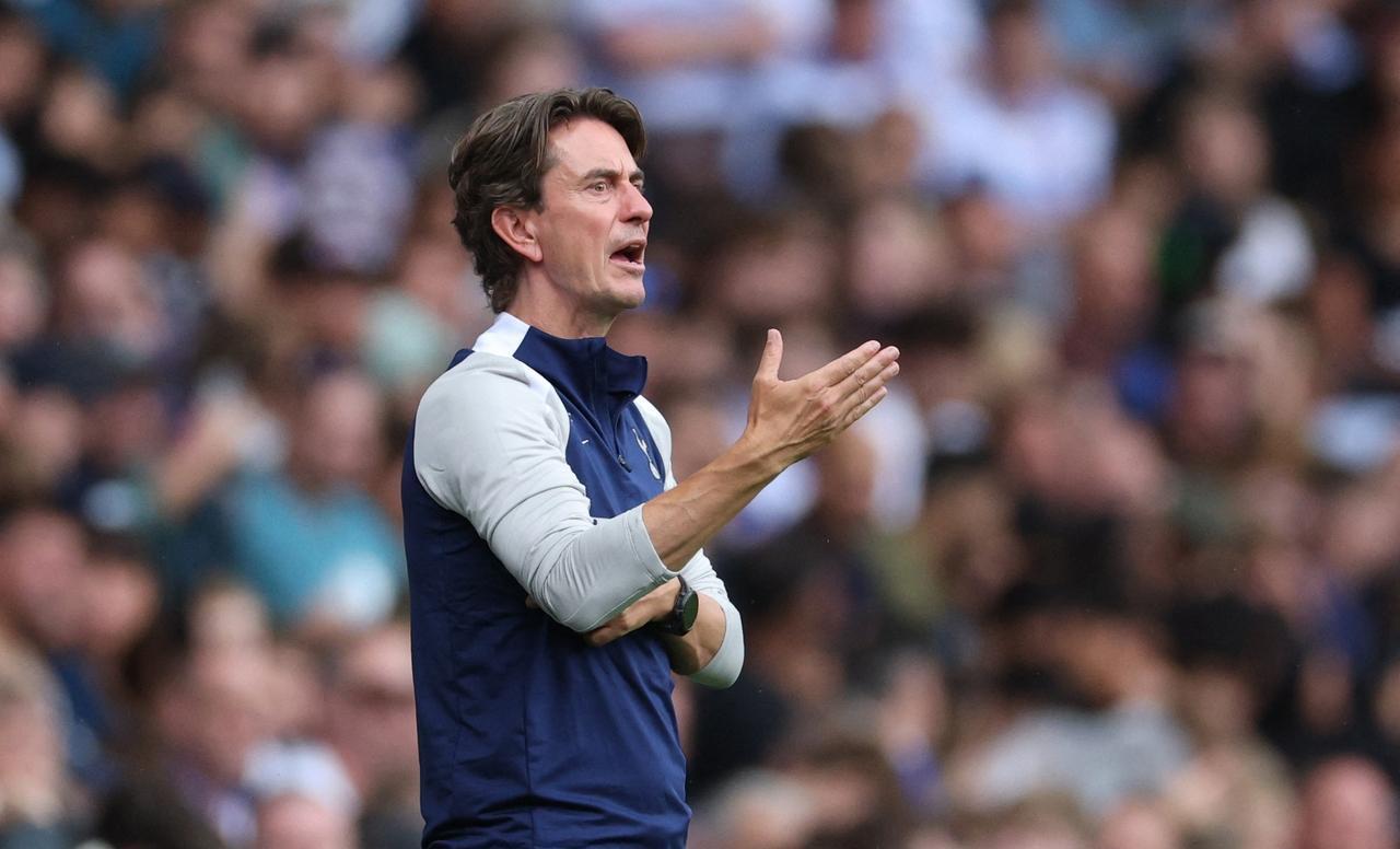 爱游戏登陆入口西汉姆训练开放日，集结日更衣室发声引欢呼，德国杯在即，球队文化再被提及的简单介绍